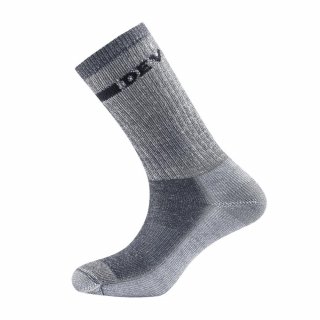 Devold OUTDOOR MEDIUM ponožky; tmavě šedá